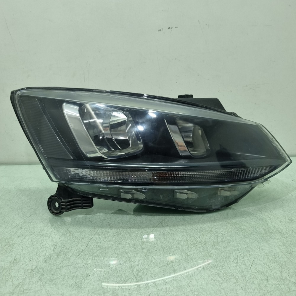 Farol Direito Volskwagen Fox 2015/2020 Recuperado