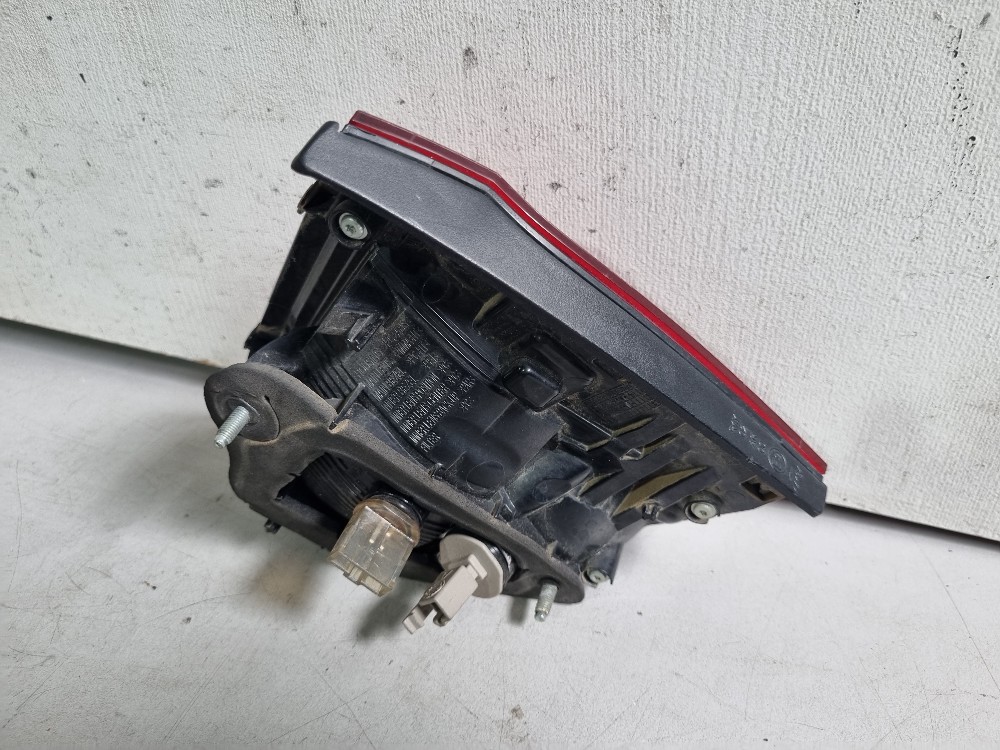 Lanterna Esquerda Da Tampa Traseira Fox 2015/2019 Recuperado 5