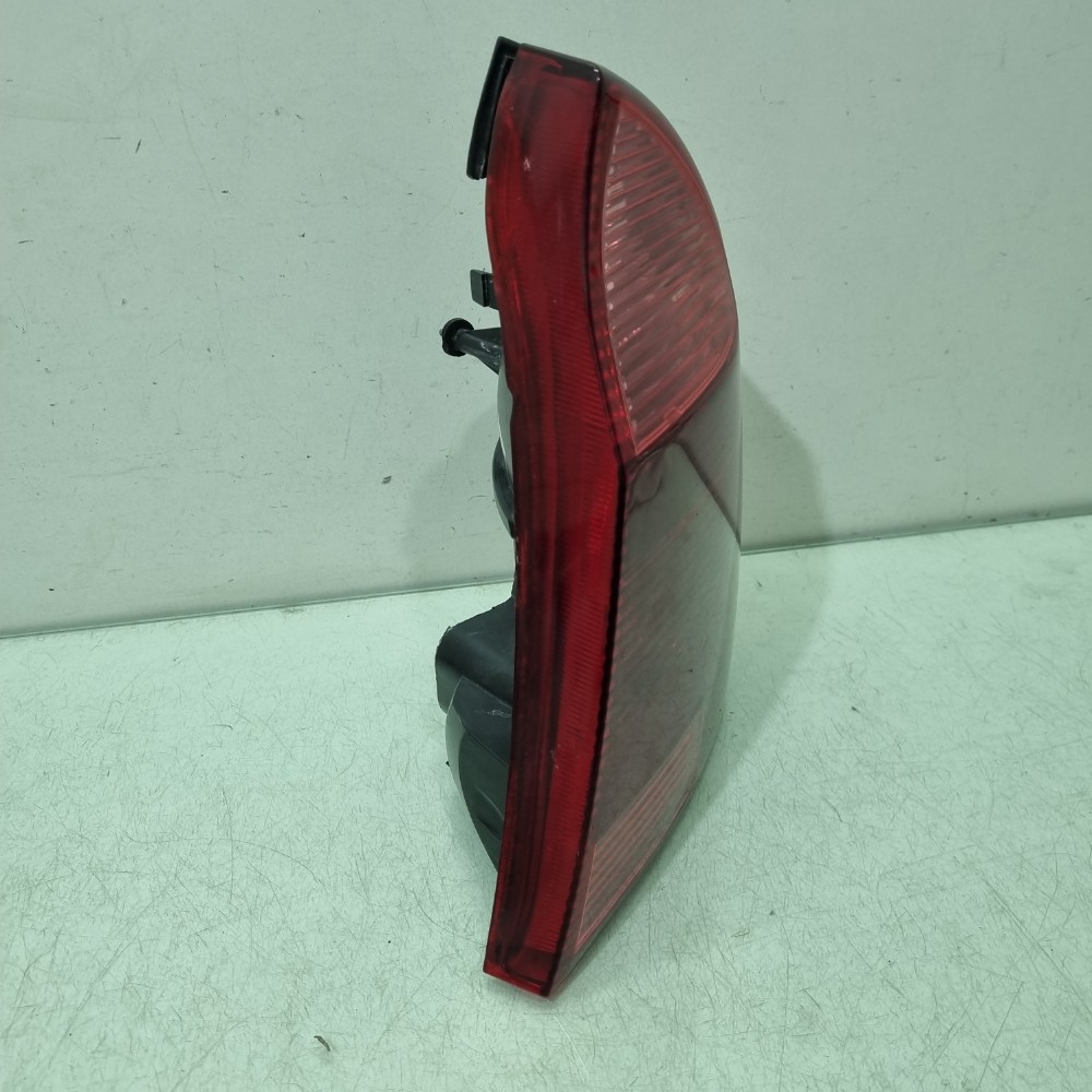 Lanterna Direita Chevrolet Corsa Sedan Rose 2007/2012 Direito/passageiro 3