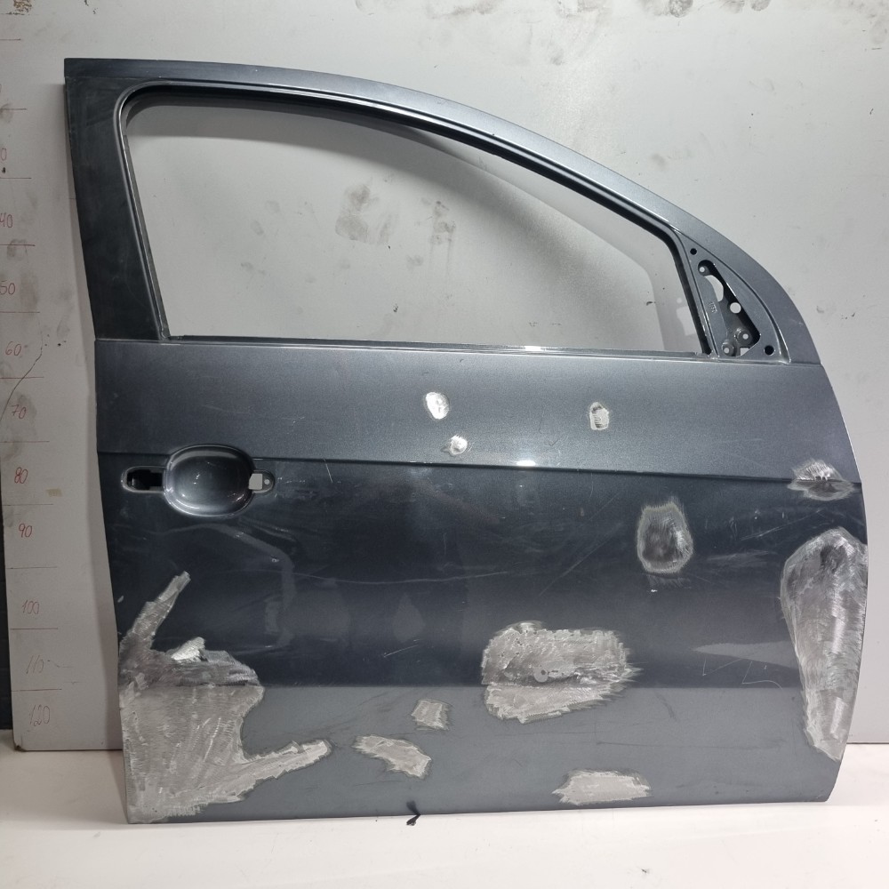Porta Dianteira Do Lado Direito Volkswagen Gol G6 2013/2022 Dianteira 1