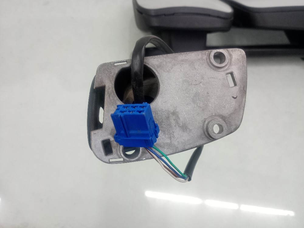 Retrovisor Do Lado Esquerdo Mercedes Atego 2005/2020 6