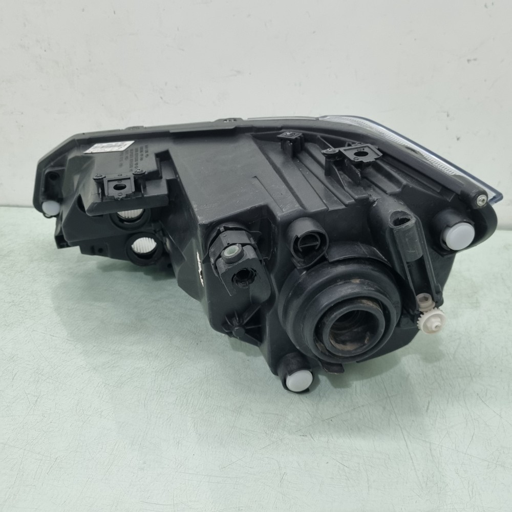 Farol Lado Direito Volkswagen Polo Track 2023 À 2025 4