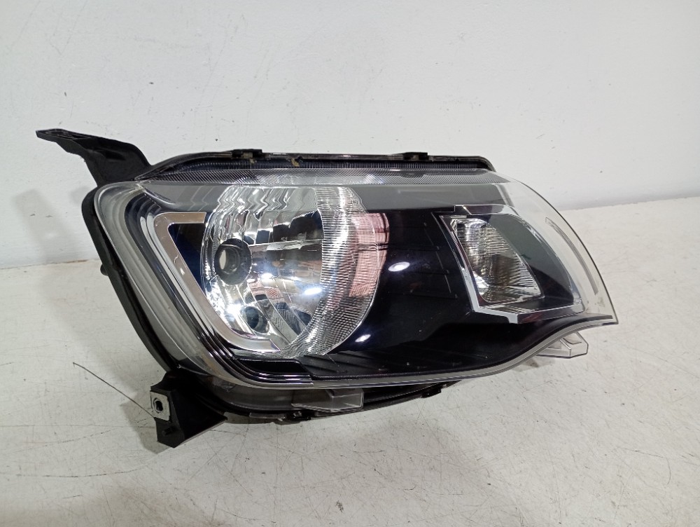 Farol Direito Kwid 2017/2021 Recuperado 2