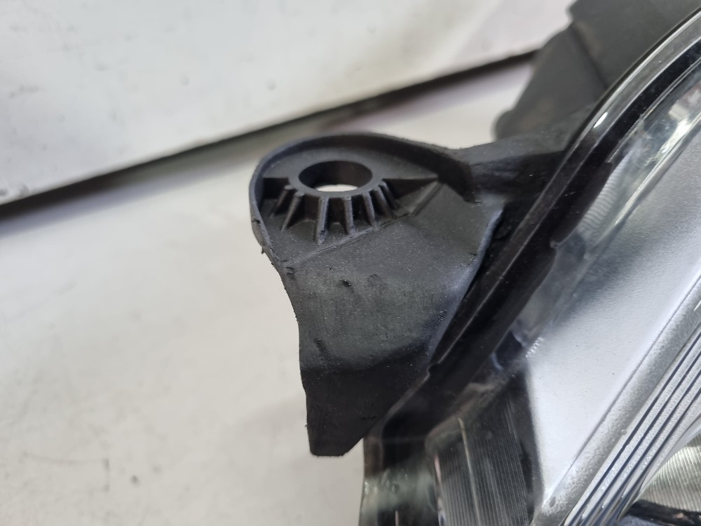 Farol Esquerdo Volkswagen Up Tsi 2013/2016 Esquerdo/motorista 8