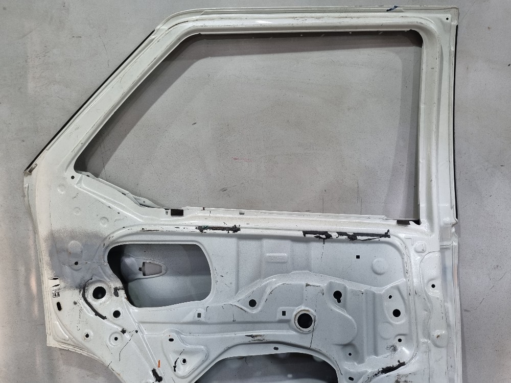 Porta Traseira Esquerda Toyota Hilux Sw4 2016 17 18 19 2020 Traseira Esquerdo 4