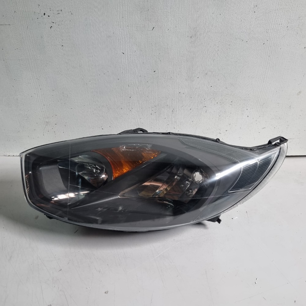 Farol Do Lado Esquerdo Ford Fiesta Modelos 2011/2014 Esquerdo/motorista 1