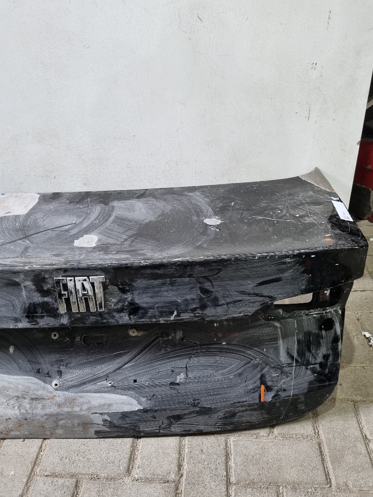 Tampa Traseira Fiat Cronos 2017/2023 Recuperada Original 2