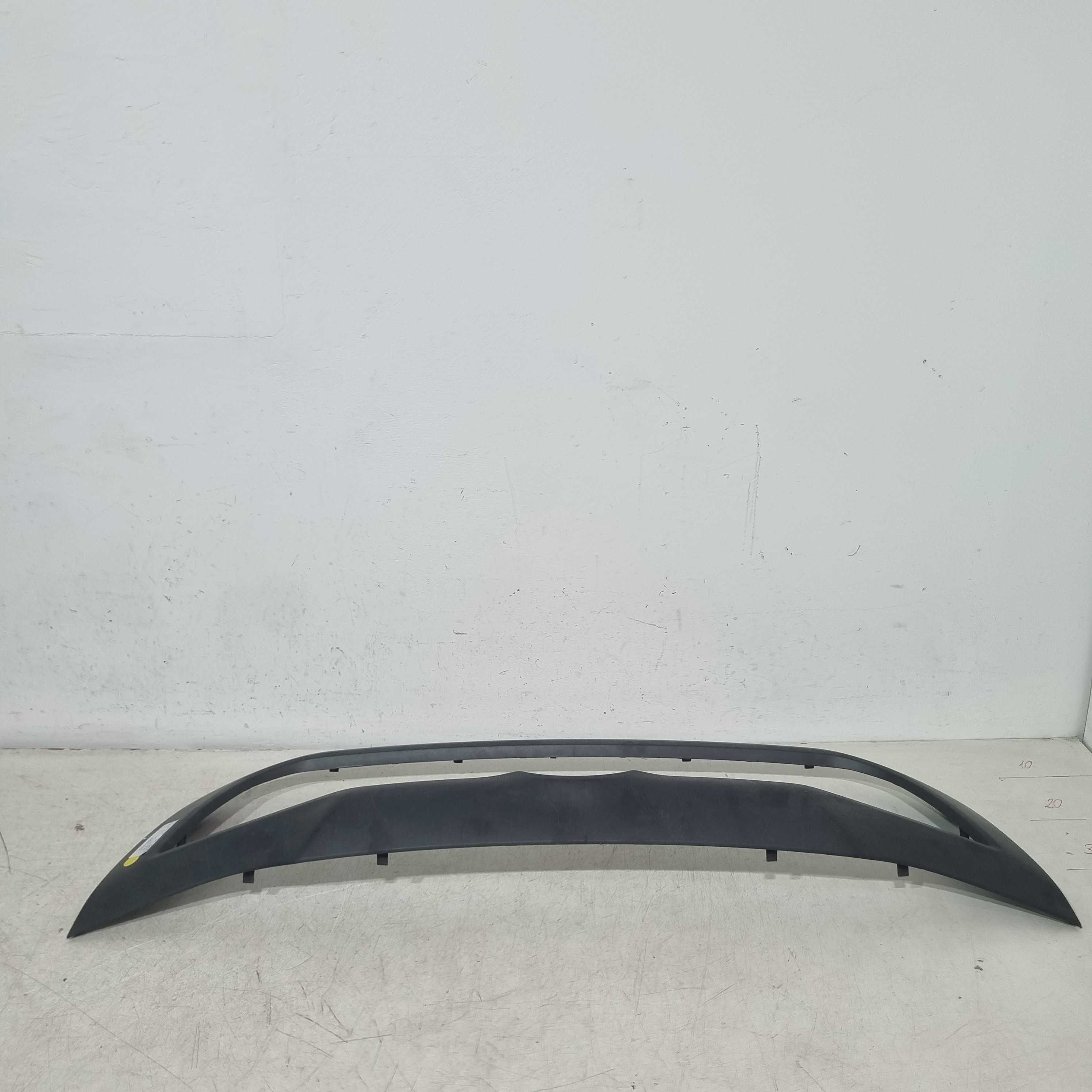 Moldura Da Grade Superior Hilux 2013/2016 3