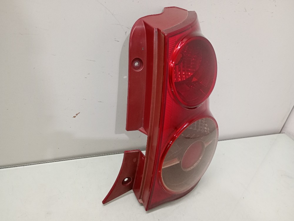 Lanterna Do Lado Direito Kia Picanto Modelos 2008/2011 Direito/passageiro Vermelho 3
