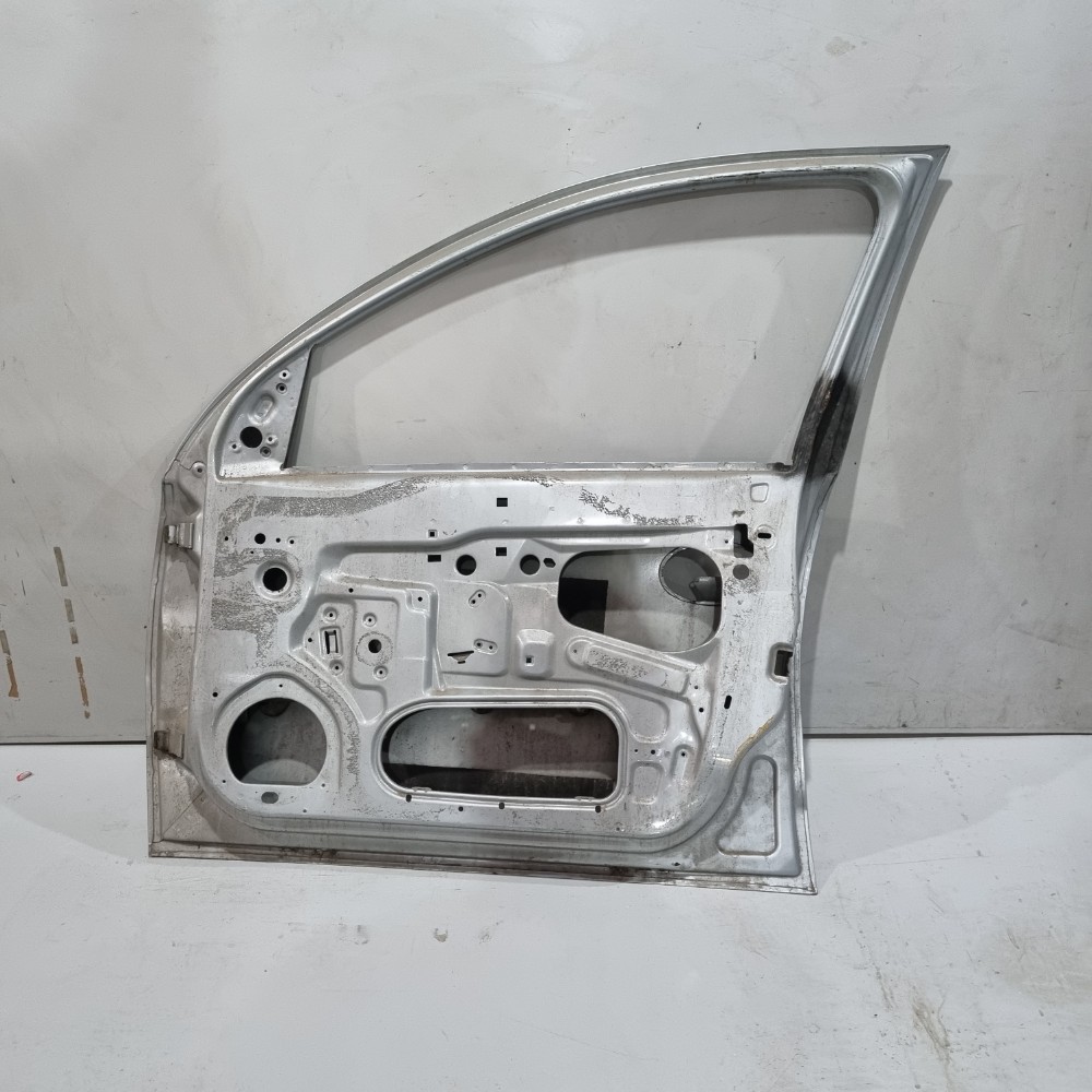 Porta Dianteira Direita Gm Corsa 2003 / 2012 Recuperada Ori. Dianteira 4