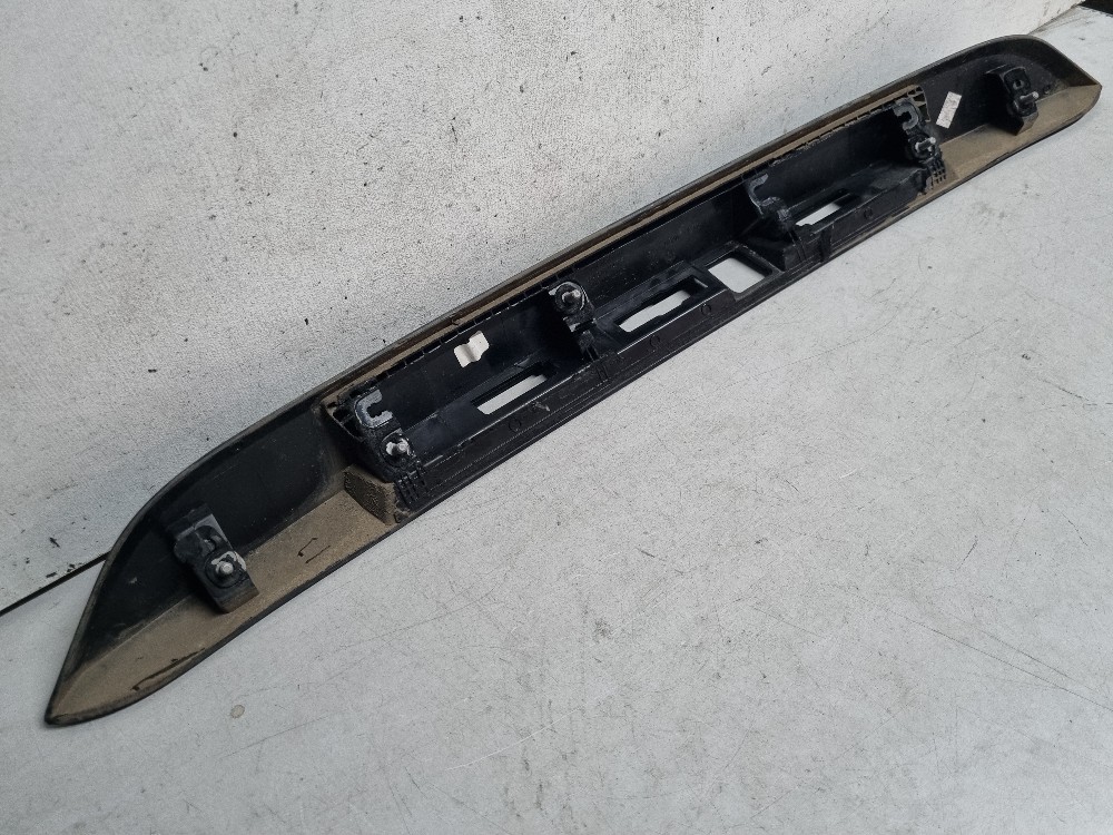 Moldura Da Tampa Traseira Renault Duster Modelos 2020/2024 5