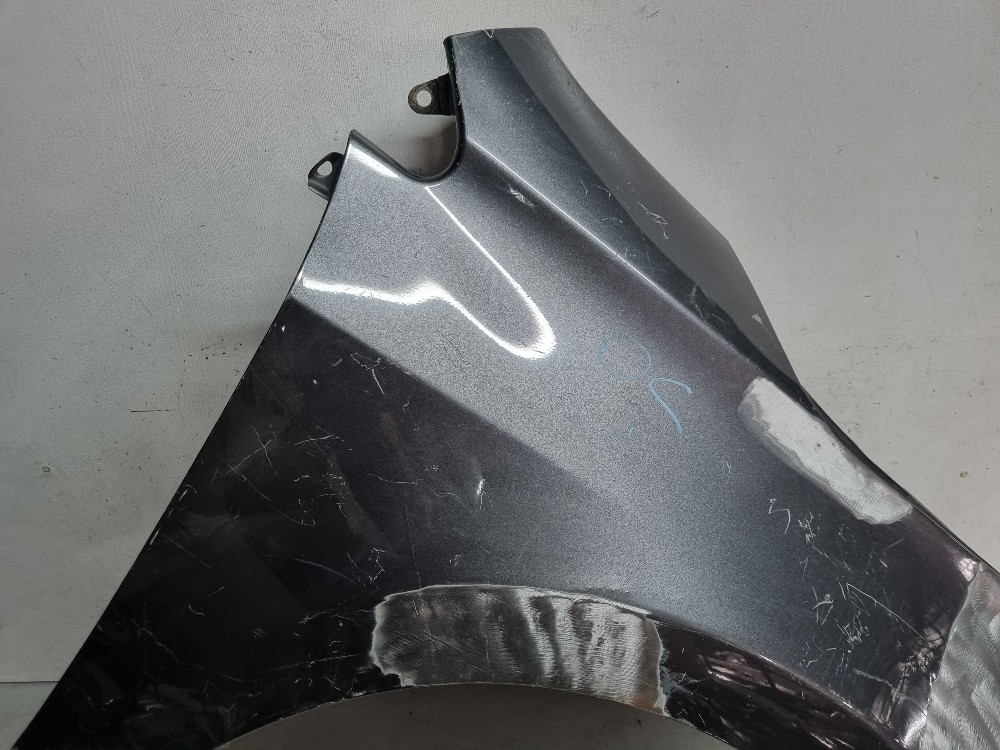 Paralama direito Toyota Corolla 2015/2025 recuperado 3