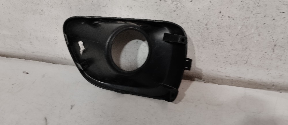 Moldura Direita Farol Milha Fiat Mobi 2020/2022 Recuperado Direito 3