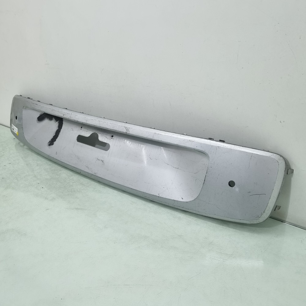 Moldura Parachoque Volkswagen Up Cross 2012/2015 Recuperada 2