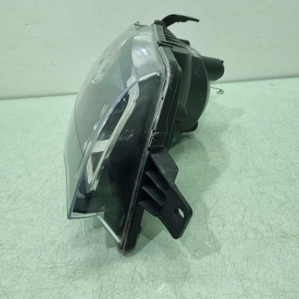 Farol Do Lado Direito Renault Kwid Modelos 2017/2021 Direito/passageiro 2