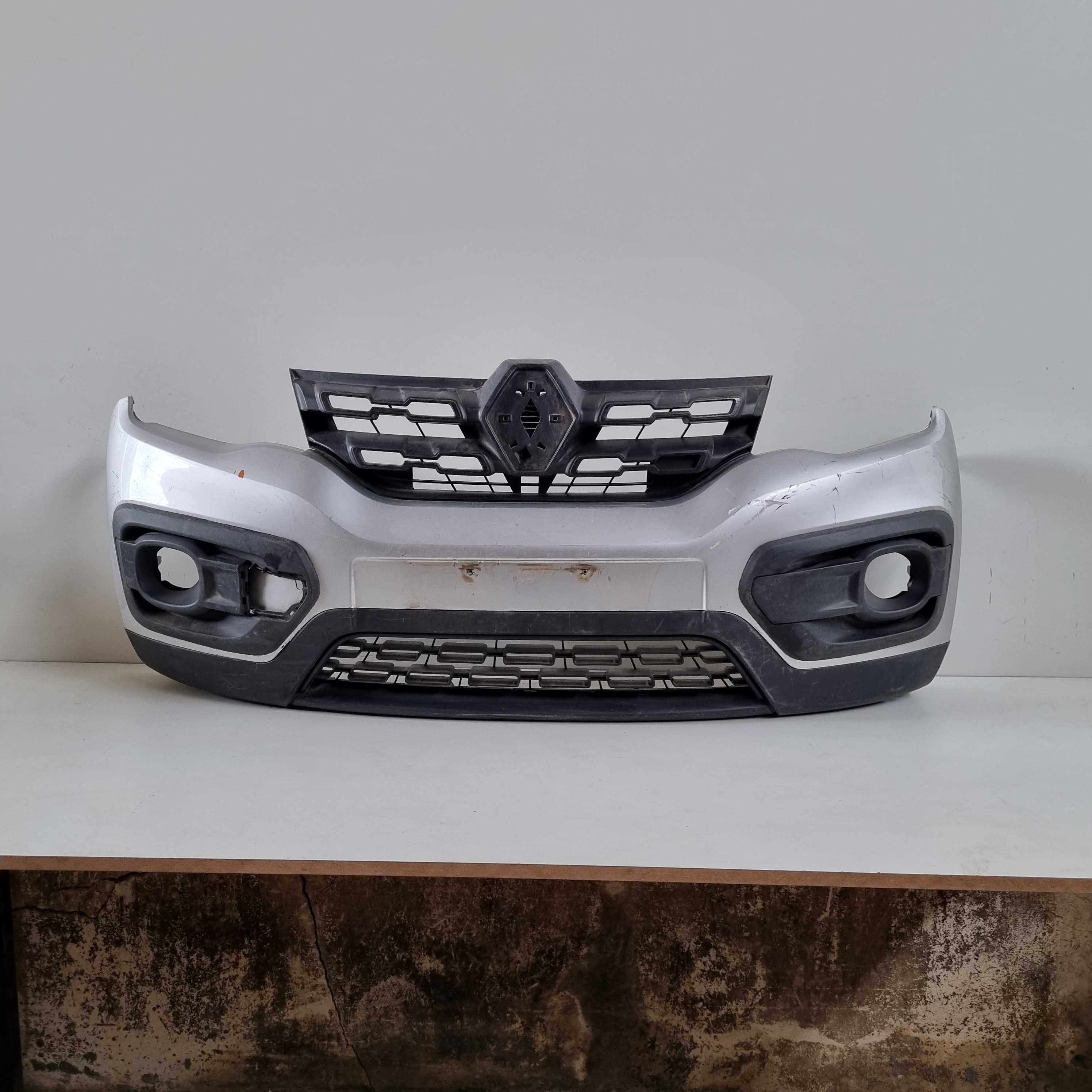 Parachoque Dianteiro Renault Kwid Modelos 2016/2021 Prata 1