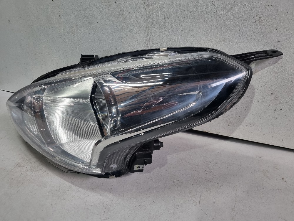 Farol Esquerdo Nissan Versa 2016/2019 Recuperado 5
