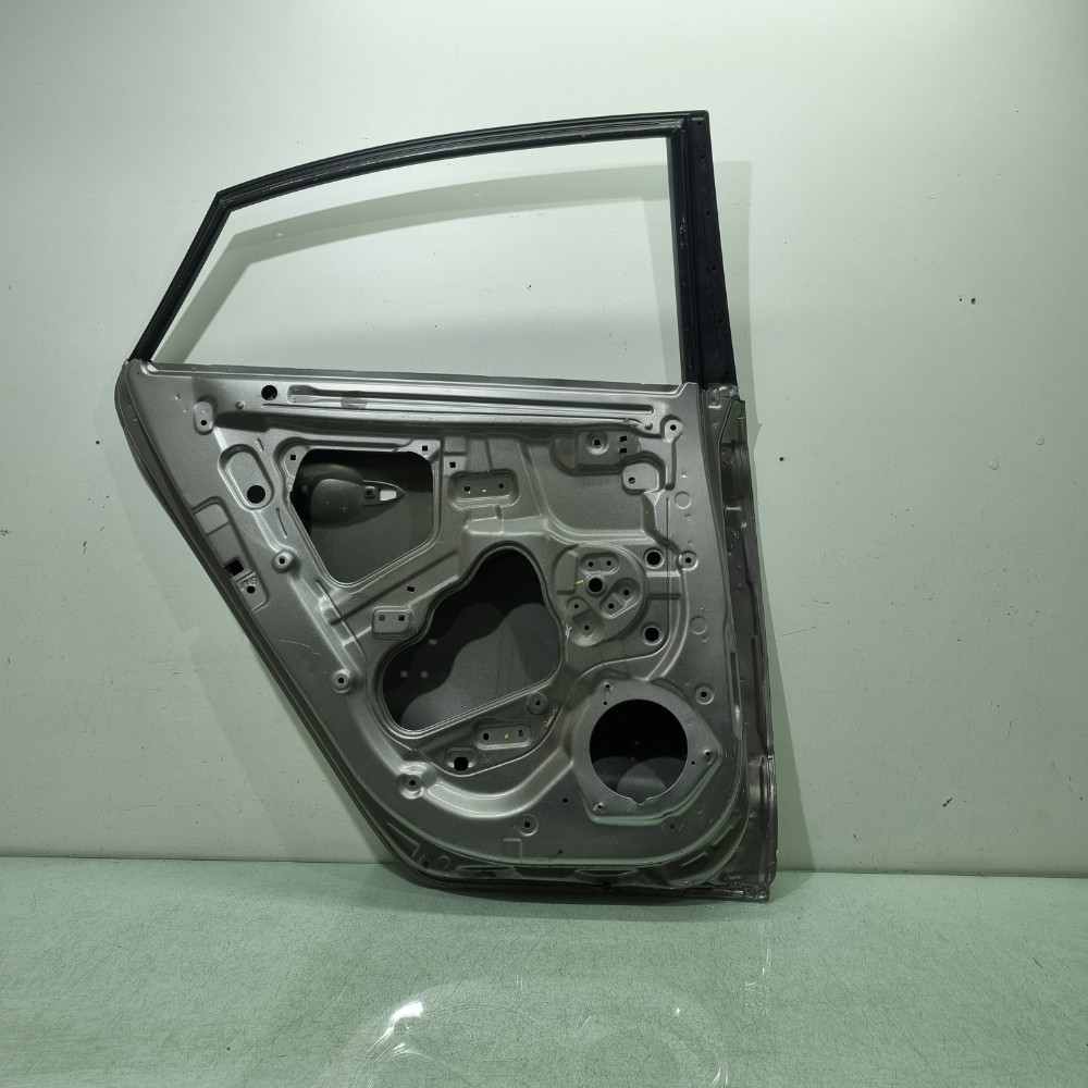 Porta Traseira Esquerda Hyundai Hb20 Sedan 2013/2018 Traseira 4