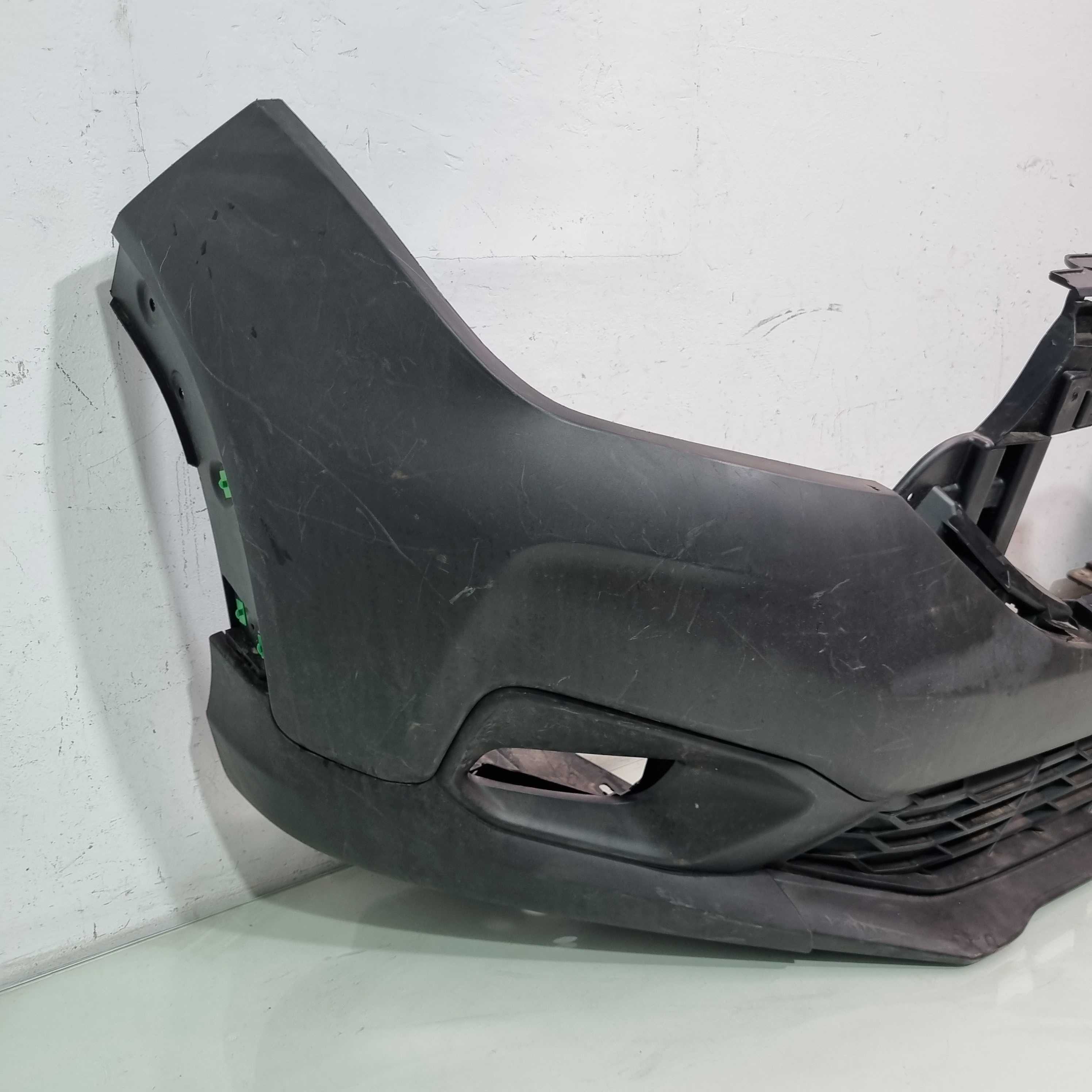 Para-choque Dianteiro Fiat Strada Modelos 2020/2024 Preto 2