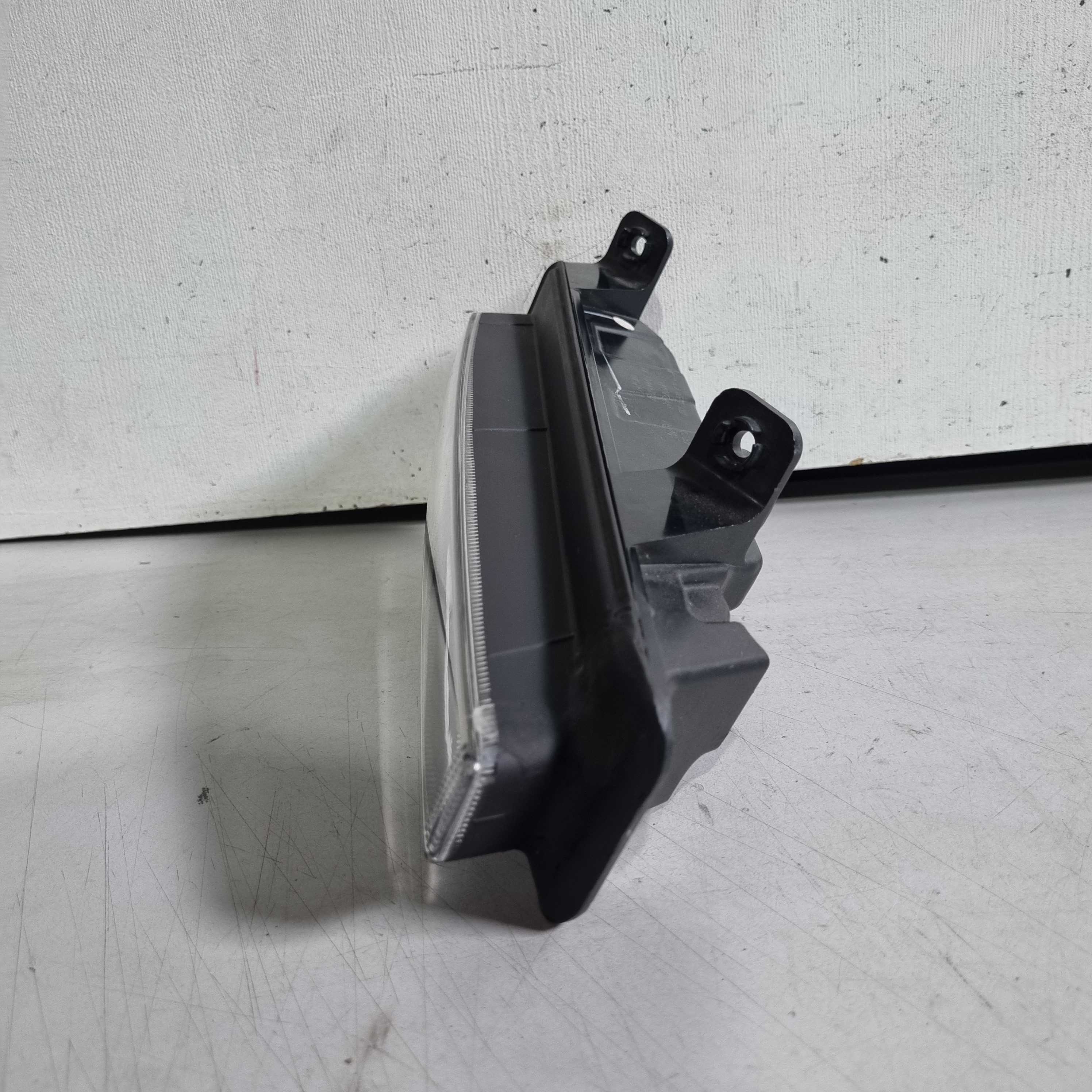 Farol Milha Led Direito Caoa Tiggo 5x  2021/2023  Seminovo . 3