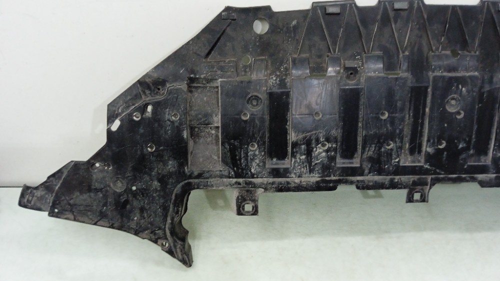 Defletor Inferior Para-choque Diant Xc60 2017/2022 Seminovo. 5