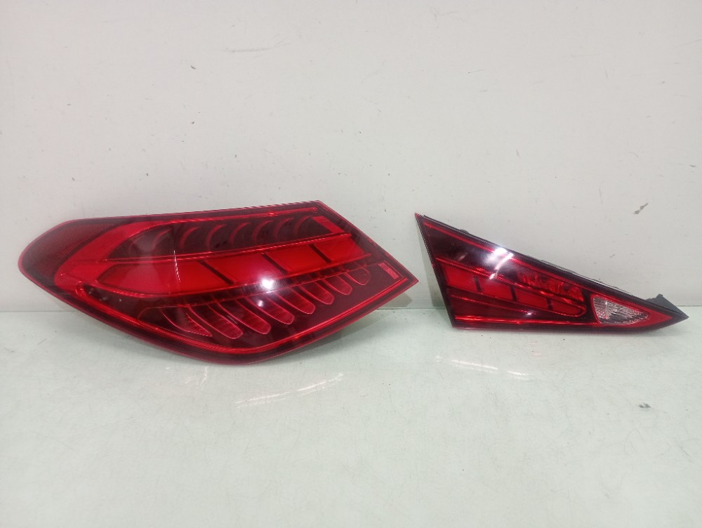 Lanternas Esquerda Mercedes C300 C200 2022/2024 1