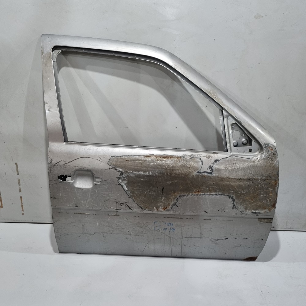 Porta Dianteira Direita Volkswagen Gol 1999/2009 Recuperada. Dianteira 1