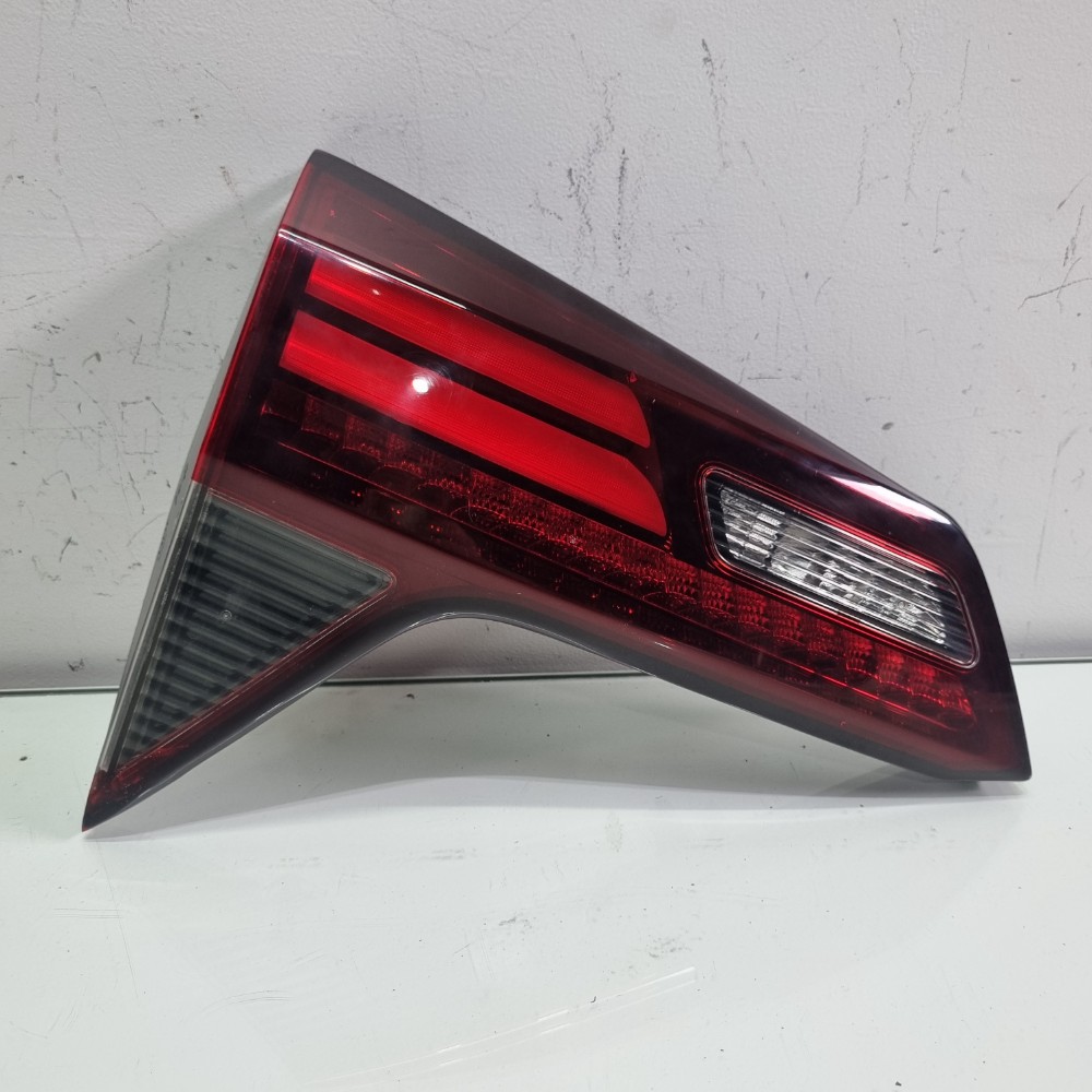 Lanterna Do Lado Esquerdo Da Tampa Honda Hr-v 2016/2019 Esquerdo/motorista 1