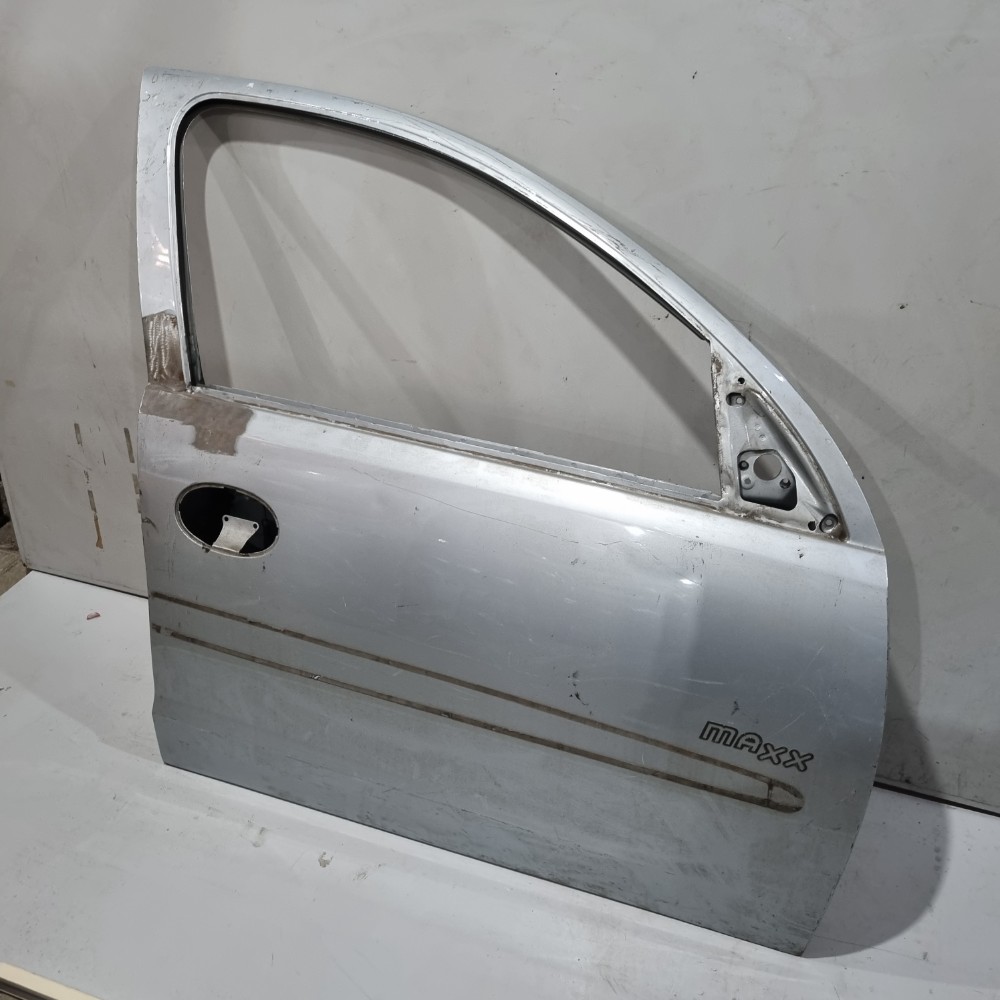 Porta Dianteira Direita Gm Corsa 2003 / 2012 Recuperada Ori. Dianteira 3
