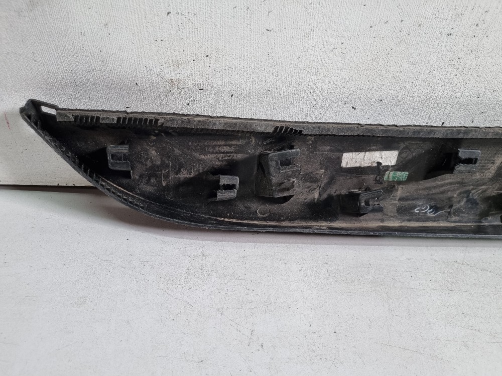 Friso Da Porta Traseira Esquerda Fiat Pulse 2022/2024 Usado. 3