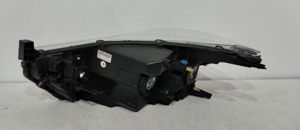 Farol  Direito Nissan Kicks  Sem Led 2017 A 2020 Recuperado. 5