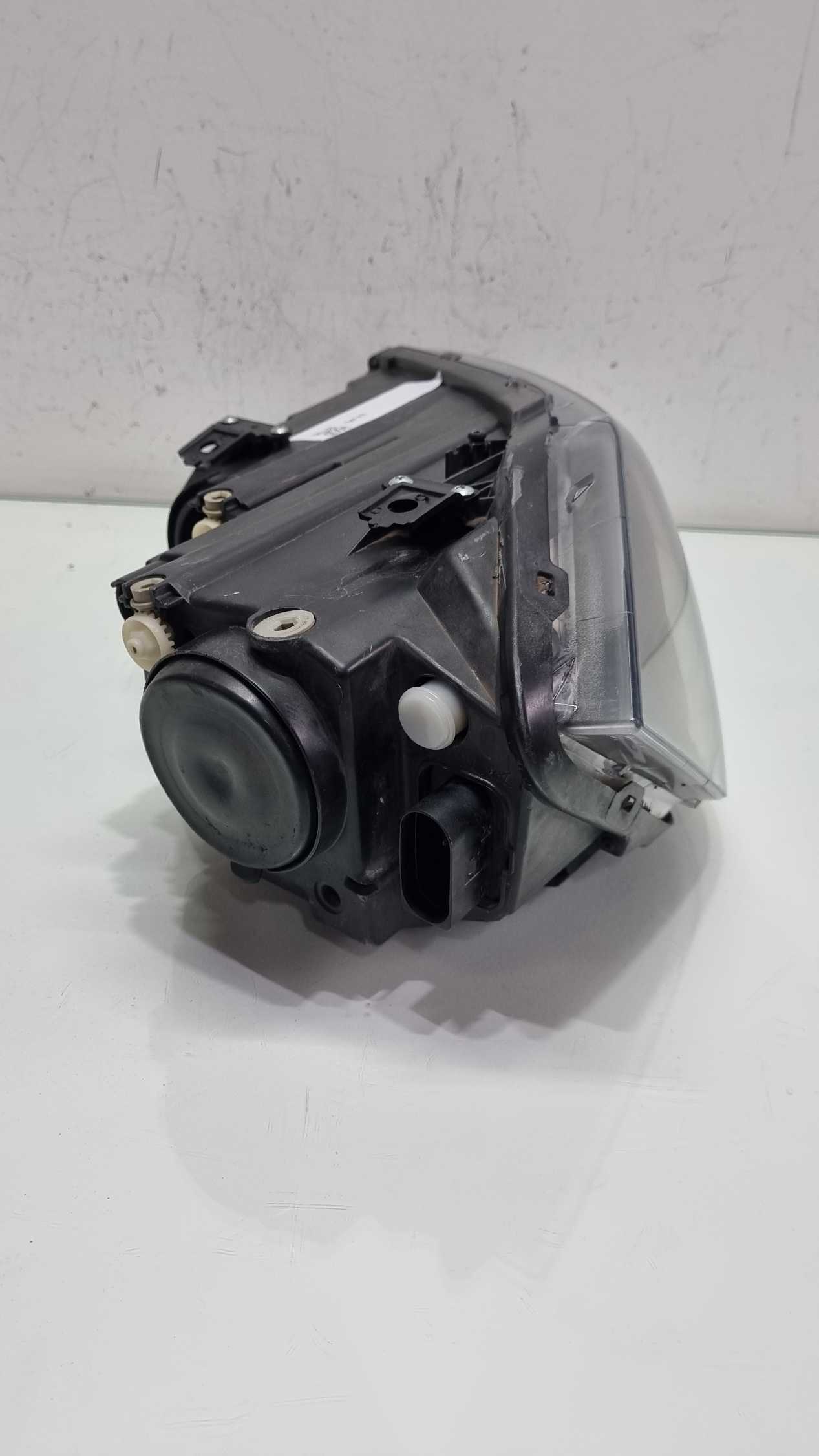 Farol lado direito Volkswagen Polo mascara negra 2017/2022 4