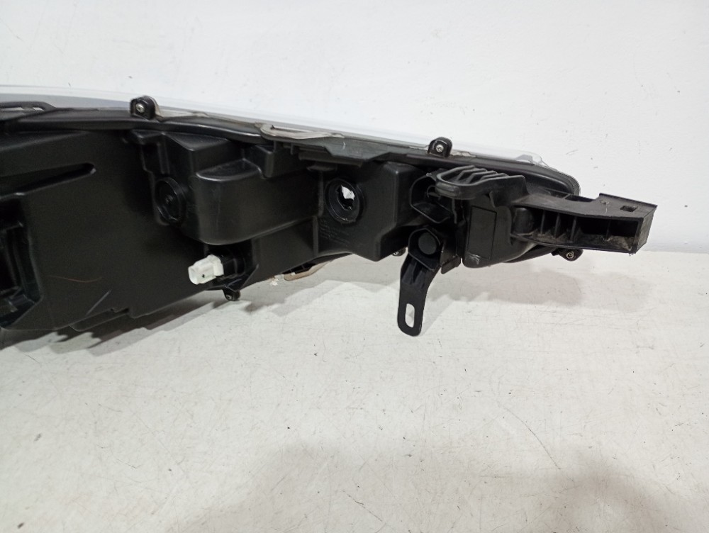 Farol Esquerdo Corolla Cross 2022/2024 Recuperada 4