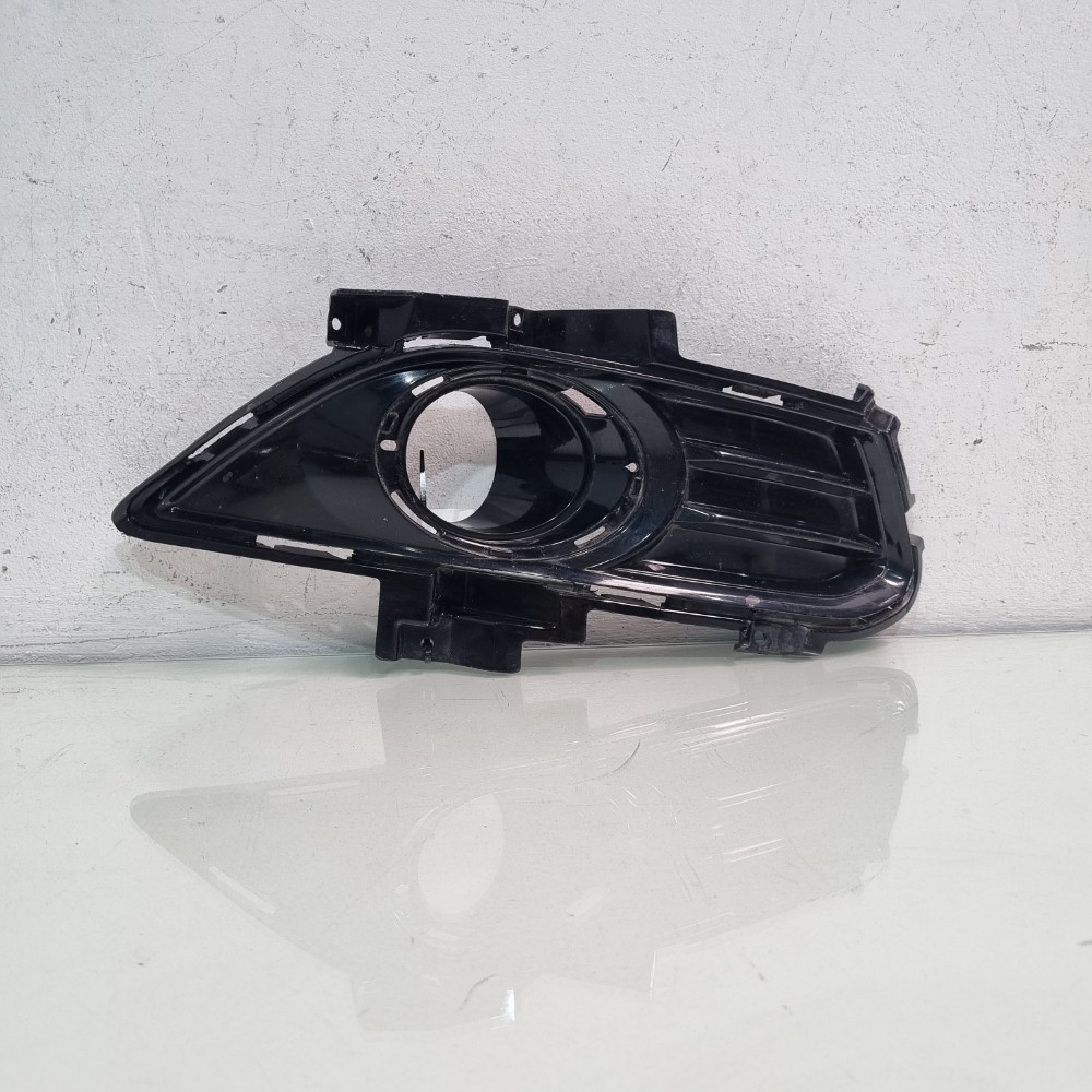 Moldura Farol De Milha Do Lado Direito Ford Fusion 2013/2016 Direito