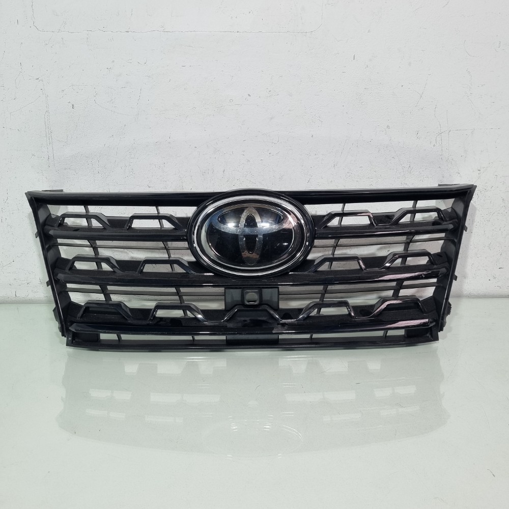 Grade Superior Frontal Toyota Hilux Sw4 Modelos 2019/2022 Preto 1
