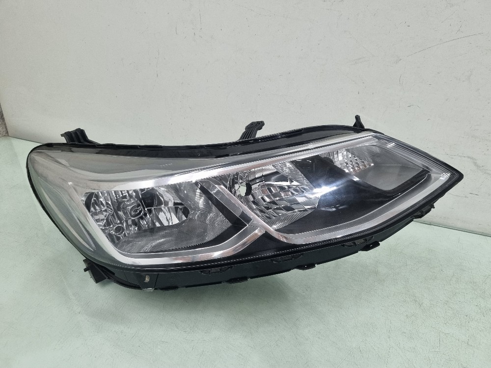 Farol Direito Sem Led Chevrolet Cruze 2017/2021 Recuperado. 5