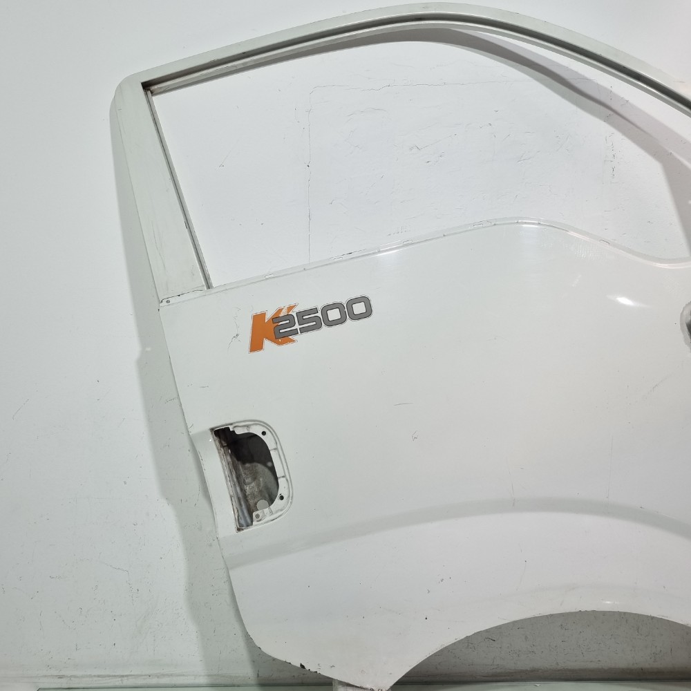 Porta Dianteira Do Lado Direito Kia Bongo Modelos 2012/2020 Dianteira Direito Branco 2