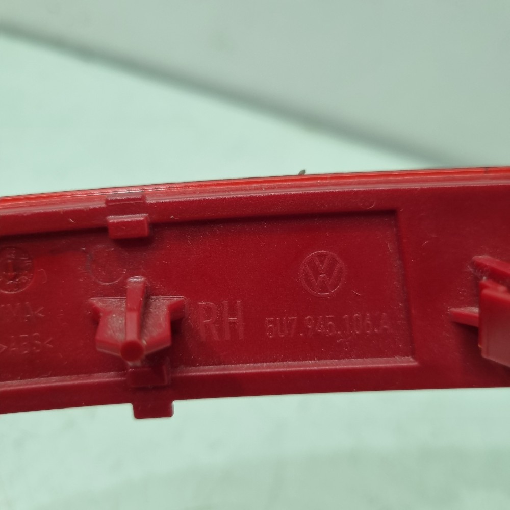 Refletor Traseiro Direito Volkswagen Saveiro 2017/2020 4