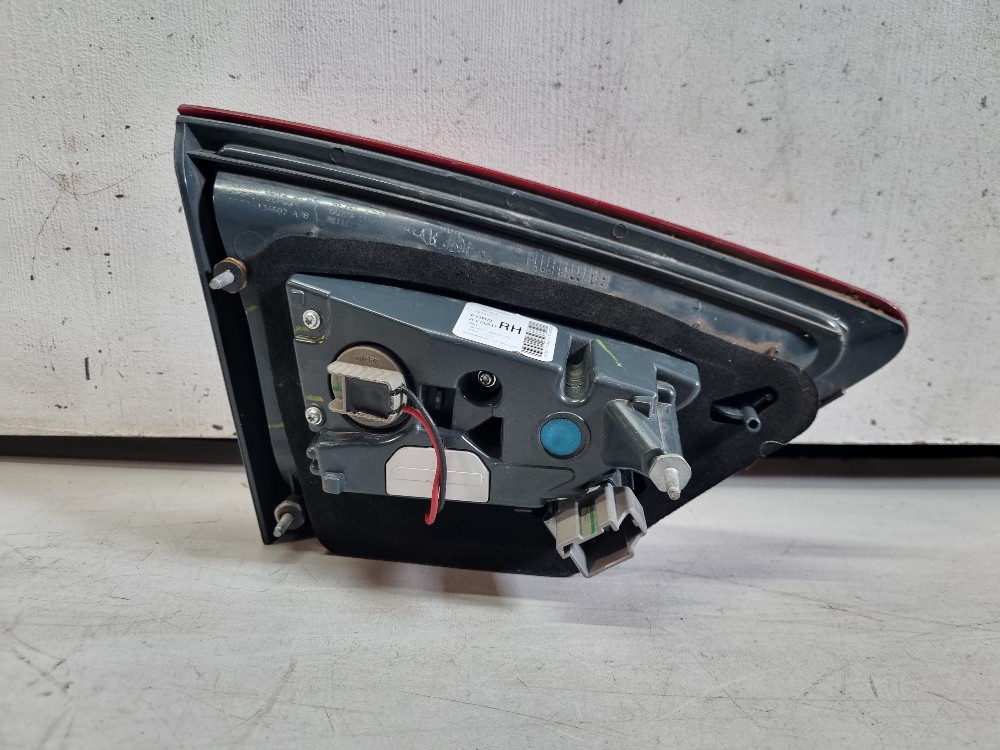 Lanterna Direita Da Tampa Ford Fusion 2013/2016 Recuperada. Direito/passageiro 5