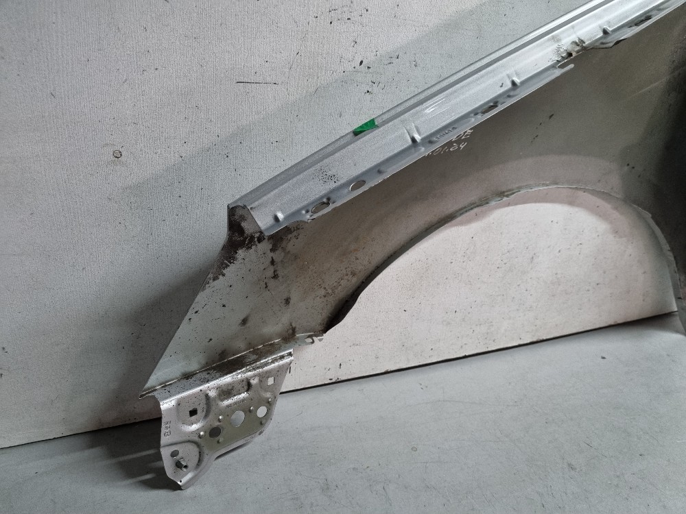 Paralama direito Saveiro robust 2017/2022 recuperado 6