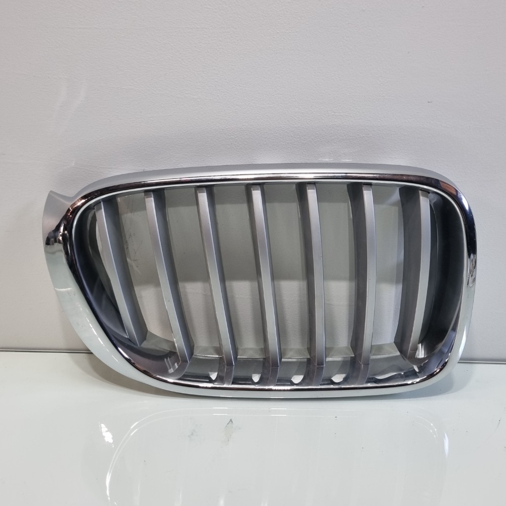 Grade Direita Para-choque Dianteiro Bmw X3 2012/2016
