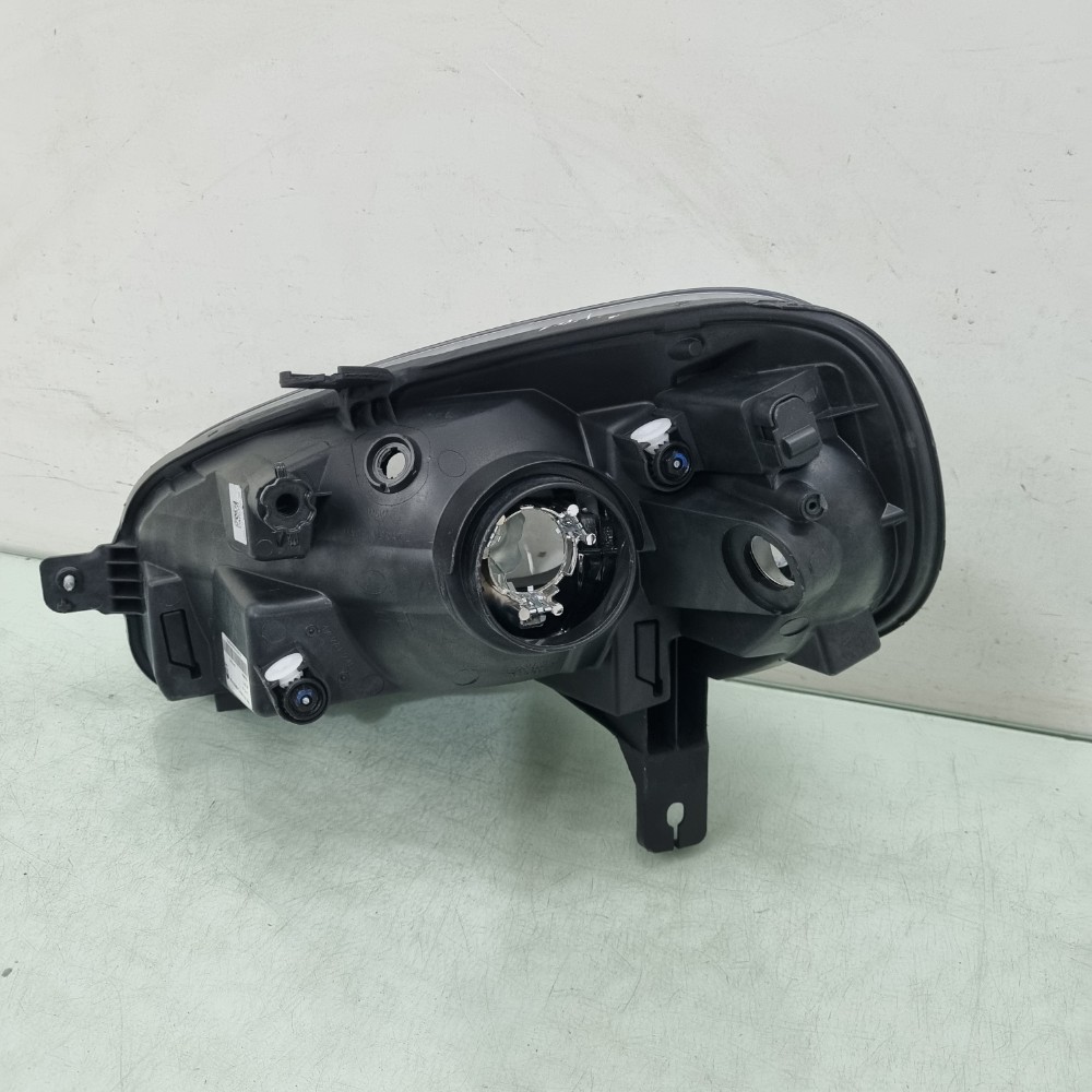 Farol Direito M.negra Fiat Fiorino 2017/ 2023 Recuperado Ori 4