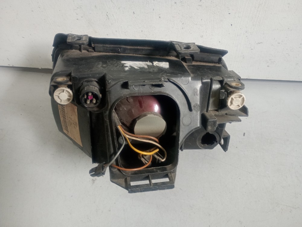 Farol Direito Para  Audi A4 1995/1998 Direito/passageiro 6