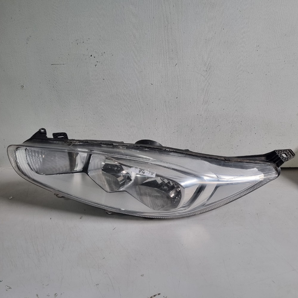 Farol Dianteiro Esquerdo Ford New Fiesta 2015/2019 Esquerdo/motorista 2