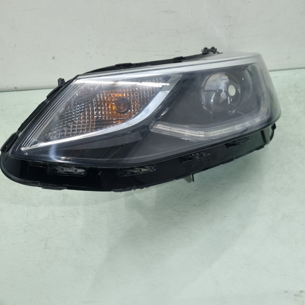 Farol Lado Esquerdo Com Led Chevrolet Cruze 2017 À 2022 Esquerdo/motorista 3