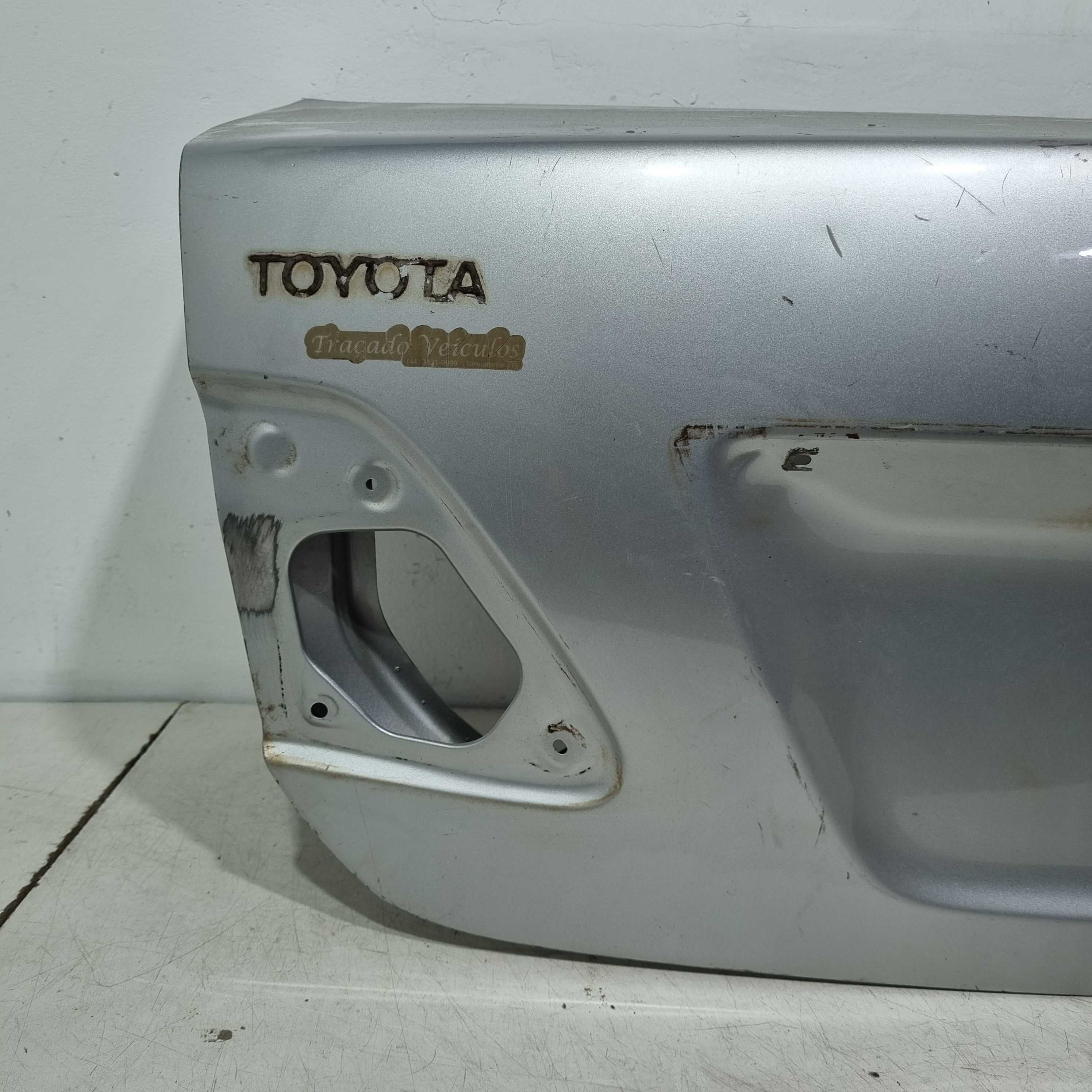 Tampa Traseira Toyota Corolla Modelos 2008/2012 Prata 3