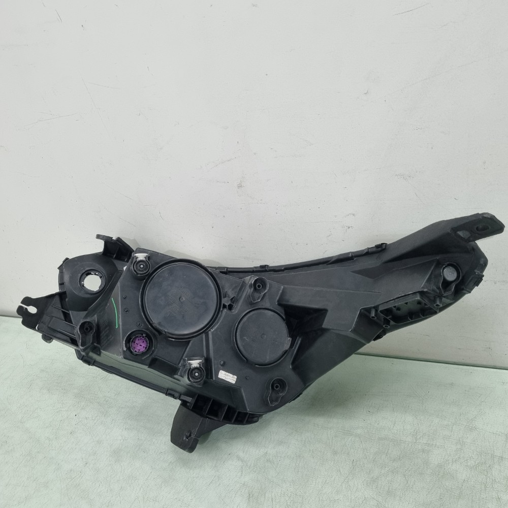 Farol Lado Direito Sem  Led Fiat Argo 2017/2020 Recuperado. 4