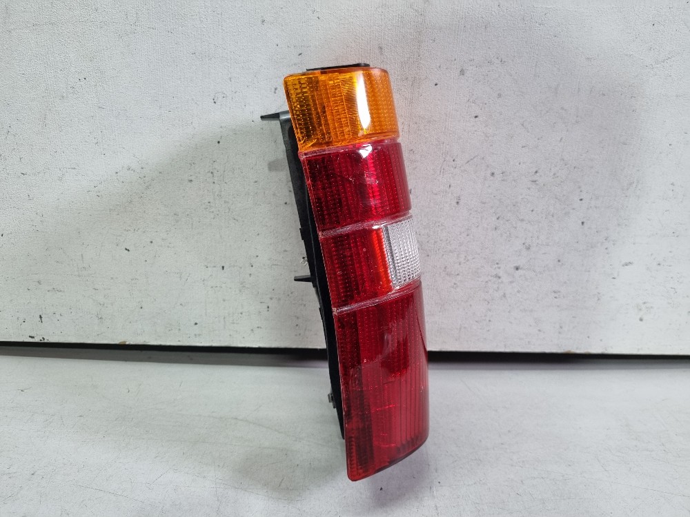 Lanterna Esquerda Fiat Fiorino 1999/2003 Recuperado 3