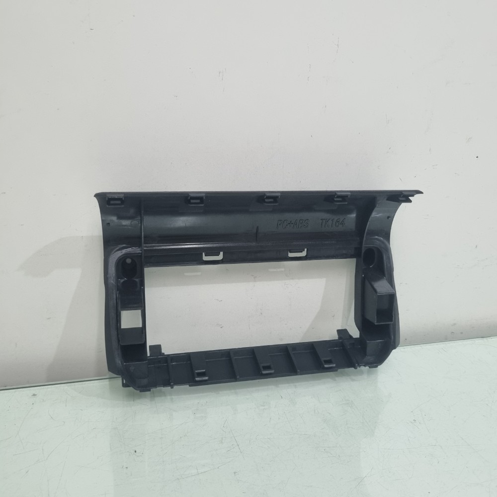 Moldura Do Gps Peugeot 208 Modelos 2013/2018 2