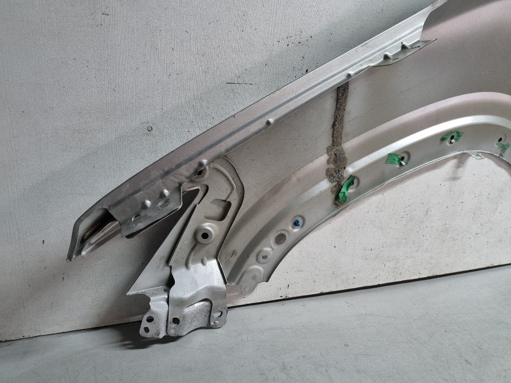 Paralama Direito Chevrolet Tracker 2020/2024 Recuperado 8